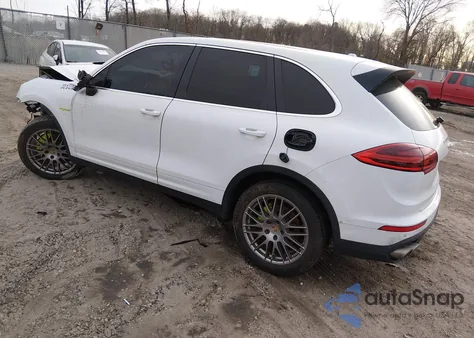 2015 Porsche Cayenne E-Hybrid S from USA, damaged, VIN WP1AE2A25FLA52876